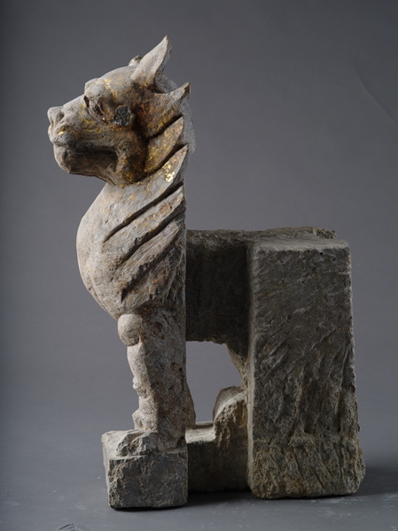 Z1828 镇墓兽 隋 石_副本.jpg